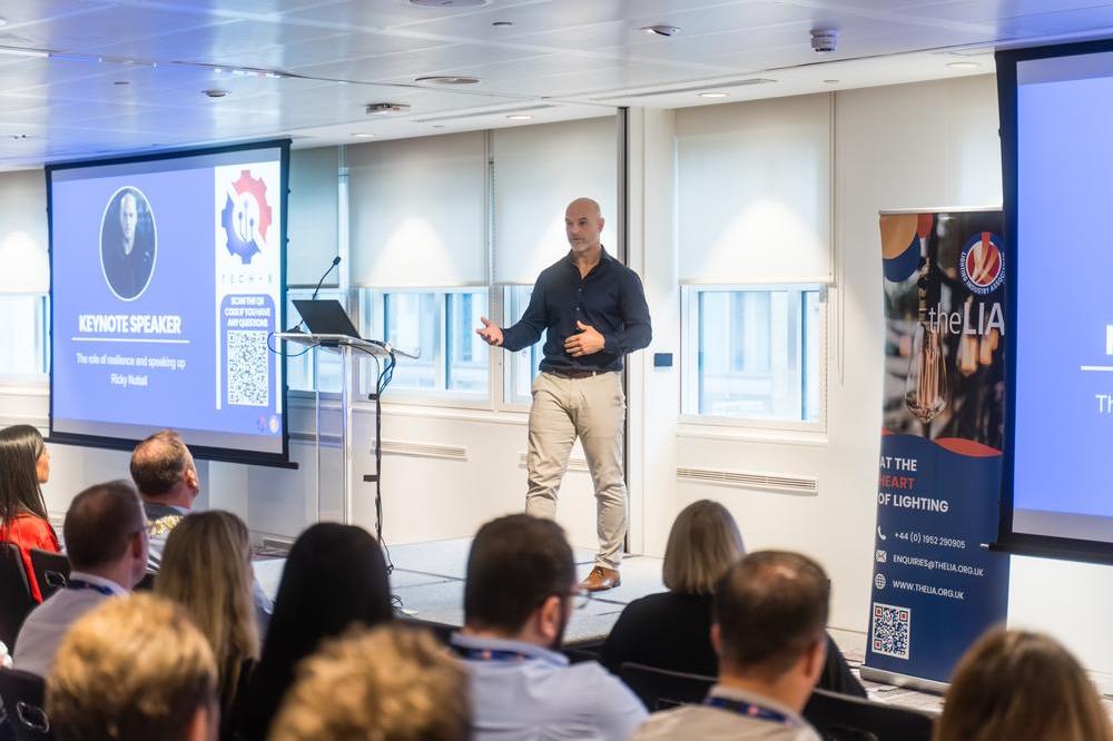 DSC03594-Enhanced-NR.jpg 1